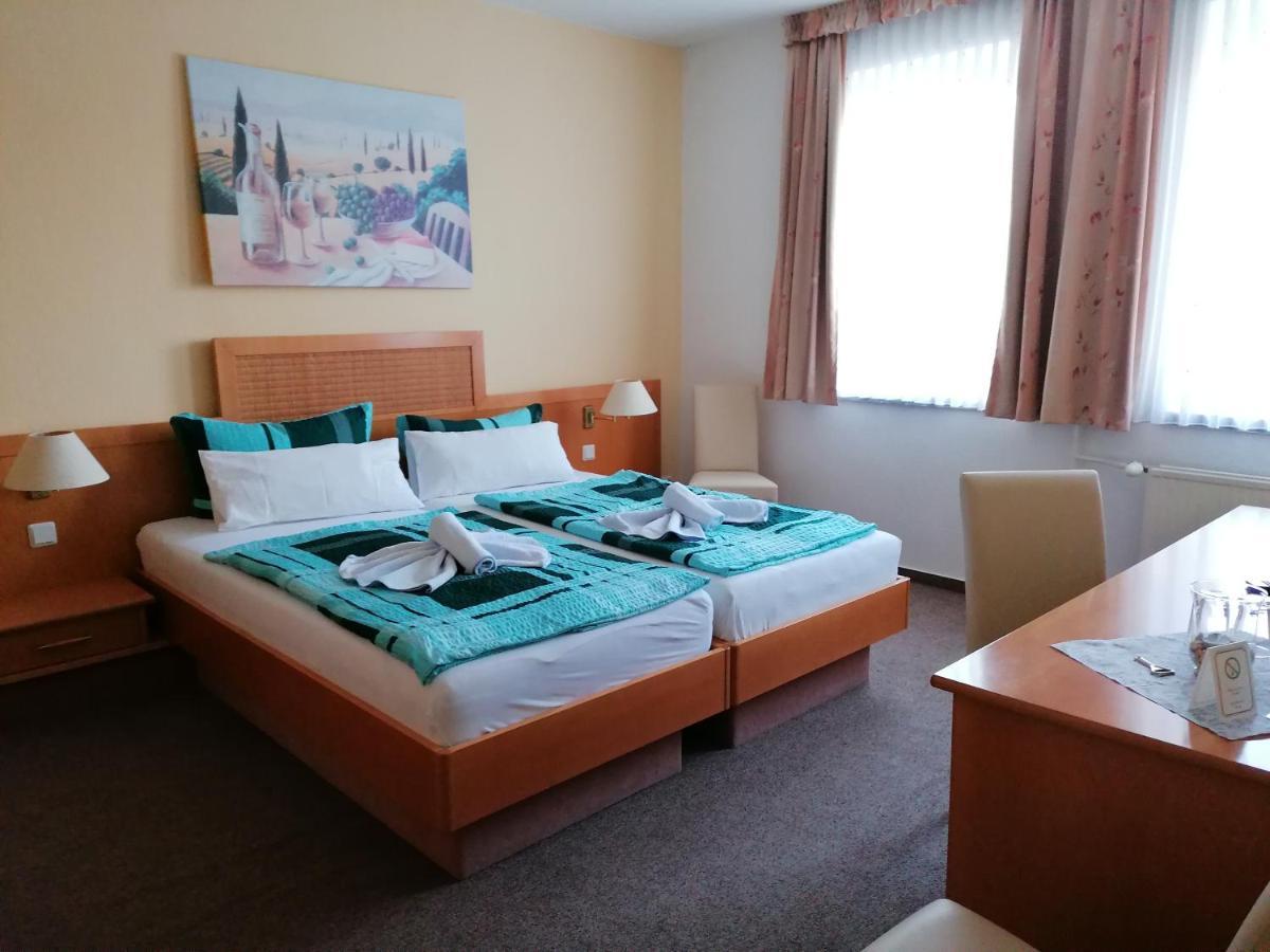 Hotel Garni Zum Goldenen Ring كيدلينبورغ المظهر الخارجي الصورة